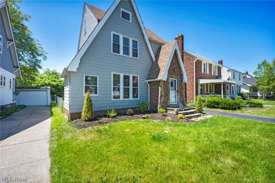 334 E 197 Street, Euclid, OH 44119 - #3