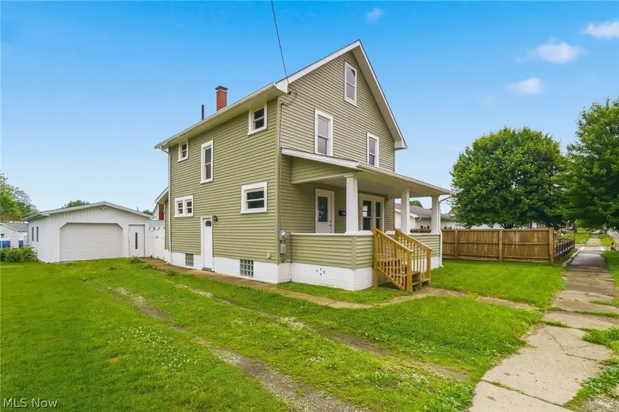 324 E Line Street, Minerva, OH 44657 - #2