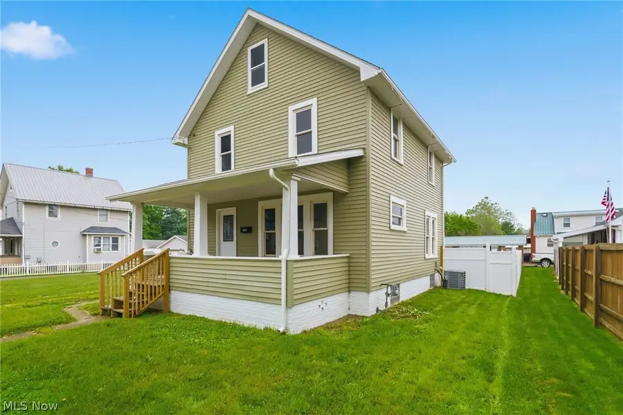 324 E Line Street, Minerva, OH 44657 - #3
