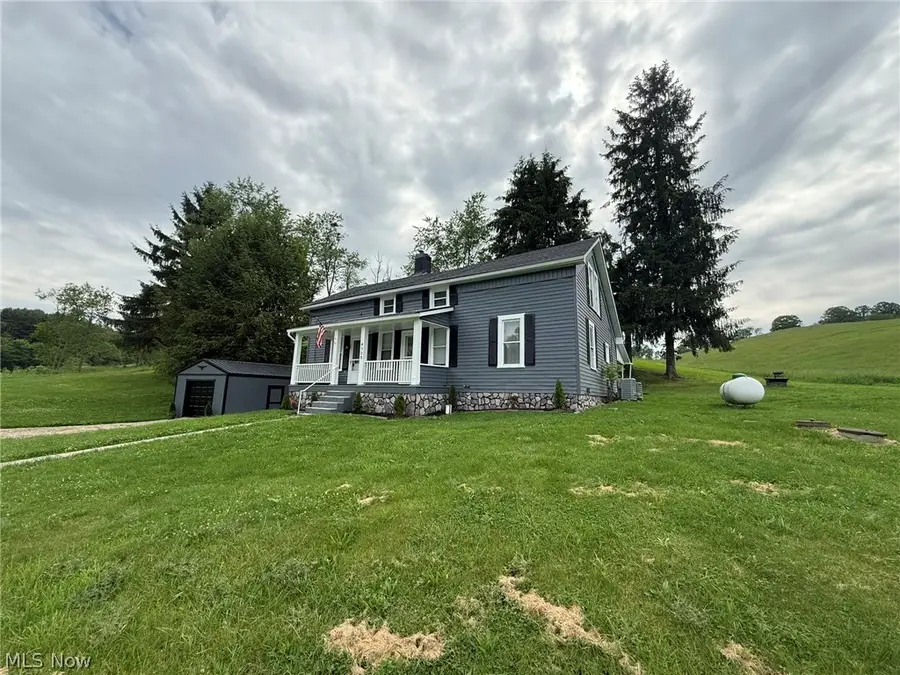 4528 Gintz Ne Road, Dover, OH 44622 - #2