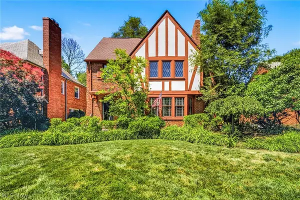 19621 Sussex Road, Shaker Heights, OH 44122
