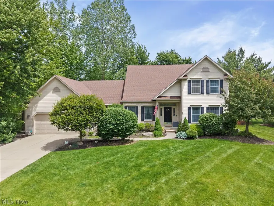 32194 Teasel Court, Avon Lake, OH 44012 - #2