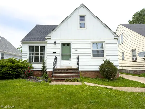 13606 Wainstead Avenue, Cleveland, OH 44111