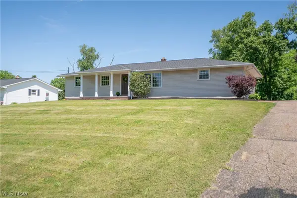 11391 Michelle Nw Drive, Canal Fulton, OH 44614