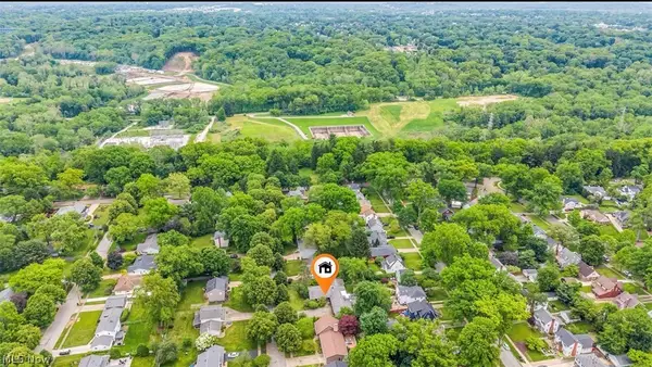 478 Tamiami Trail, Akron, OH 44303