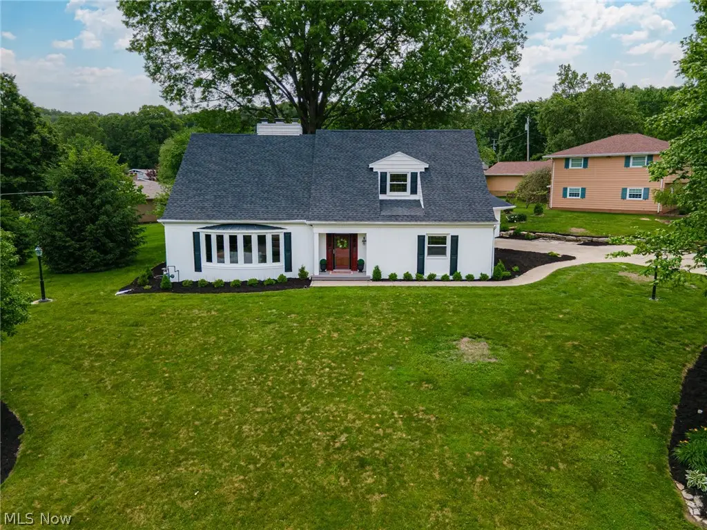 1691 Knob Hill Drive, Coshocton, OH 43812 - #1