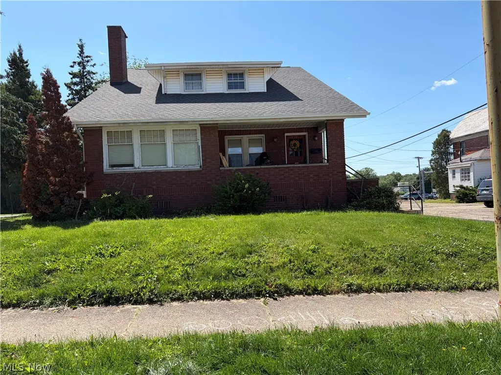 2031 Ridgewood Avenue, Alliance, OH 44601 - #1