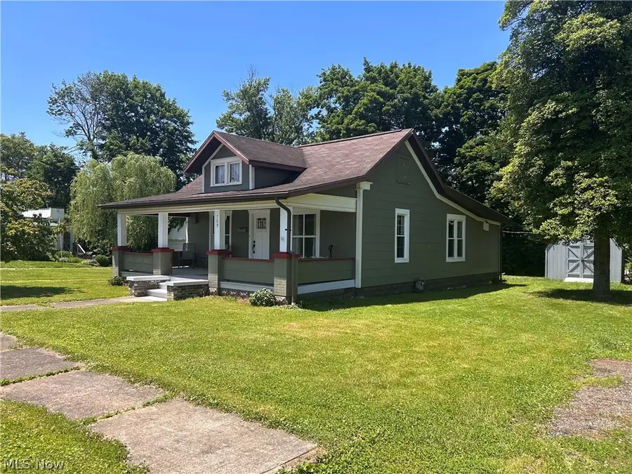 709 2nd Street, Saint Marys, WV 26170 - #2