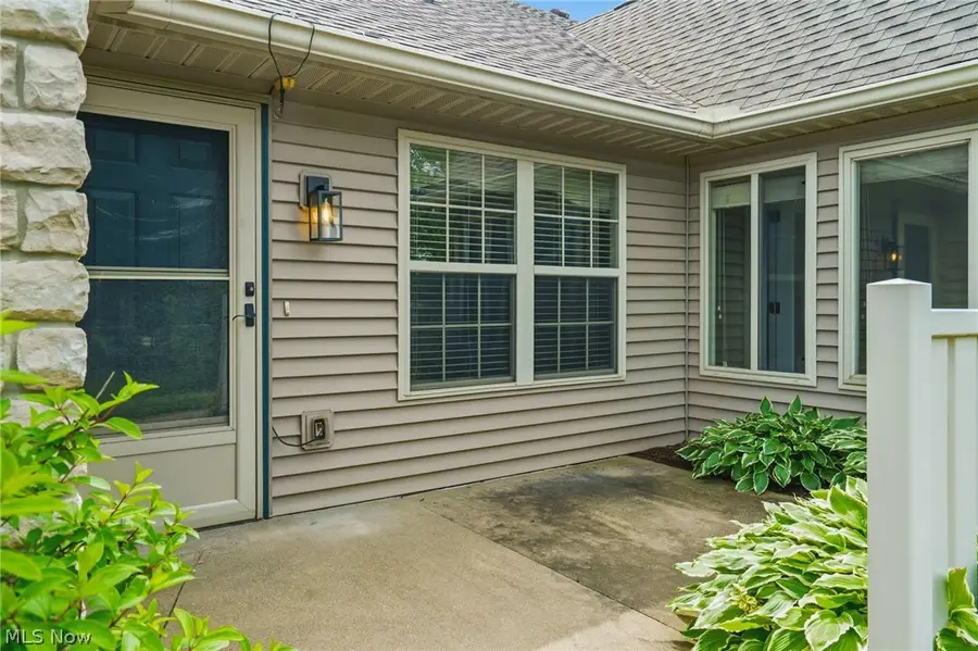 8717 Dublin Ridge Nw Circle, Massillon, OH 44646 - #2