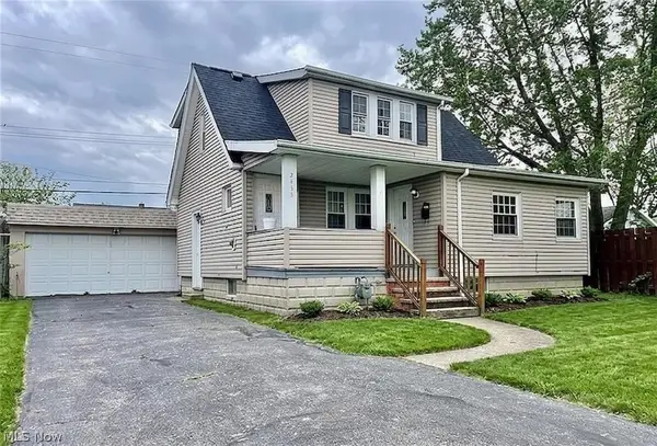 2433 Tuxedo Avenue, Parma, OH 44134
