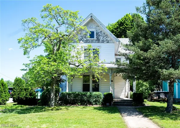 247 & 247 1/2 Ray Nw Avenue, New Philadelphia, OH 44663