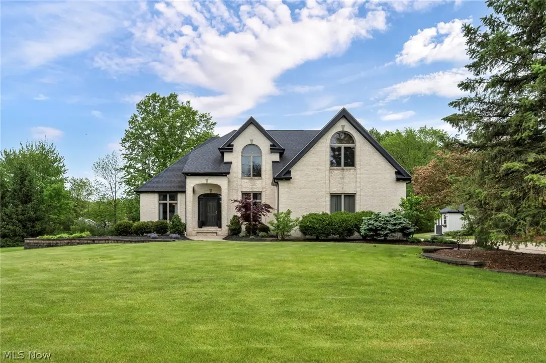 9871 Highland Drive, Brecksville, OH 44141 - #1