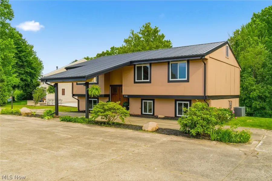 1730 Ledgewood Ne Boulevard, Massillon, OH 44646 - #2