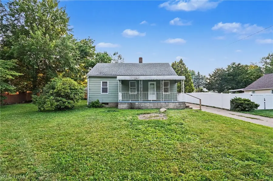 1854 Olympic Street, Cuyahoga Falls, OH 44221 - #2