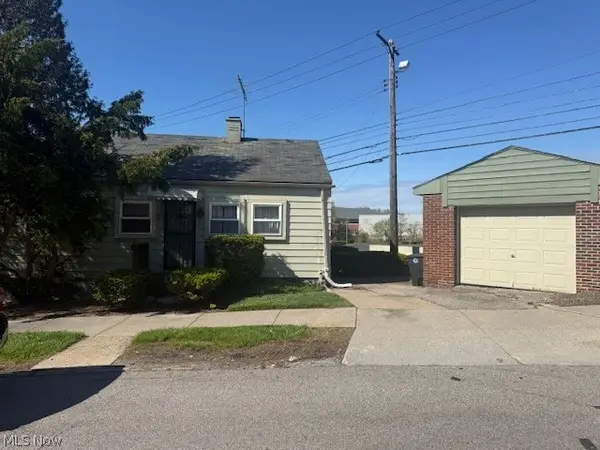 1861 Torbenson Drive, Cleveland, OH 44112