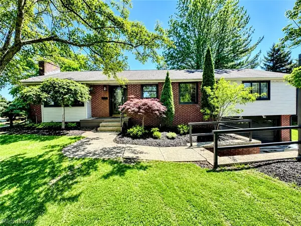 8016 Harris Drive, Garrettsville, OH 44231