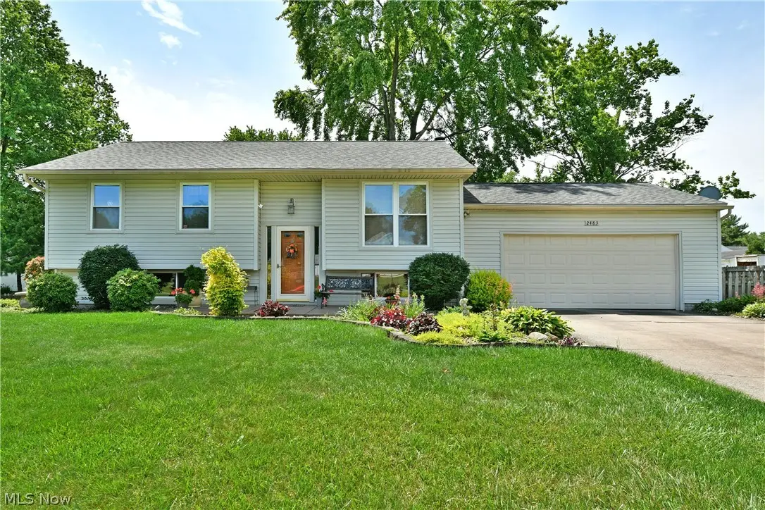 2483 Trentwood Se Drive, Warren, OH 44484 - #1