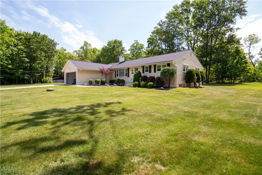 7308 Raccoon Hill Drive, Kirtland, OH 44094 - #2
