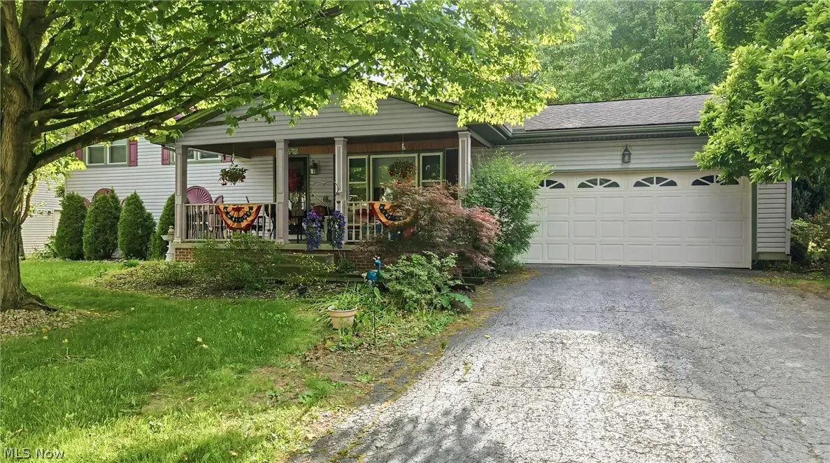 466 Wendemere Drive, Hubbard, OH 44425 - #1