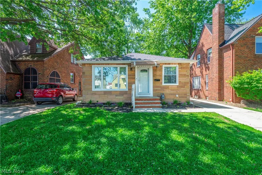 6215 Morningside Drive, Parma, OH 44129 - #2
