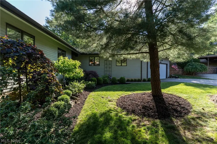 6782 Windward Hills Drive, Brecksville, OH 44141 - #2