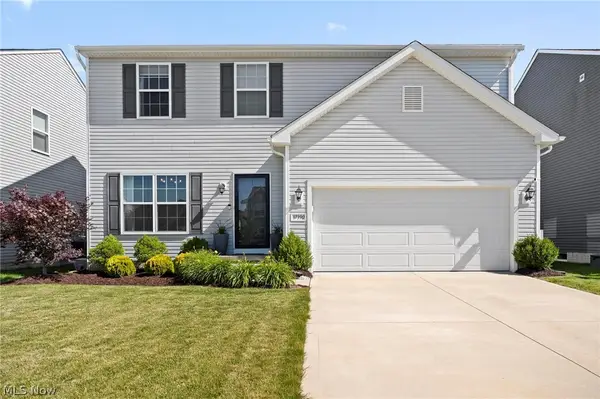 37390 Amber Way, North Ridgeville, OH 44039