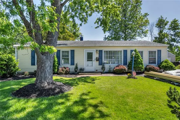 683 Lucille Drive, Elyria, OH 44035