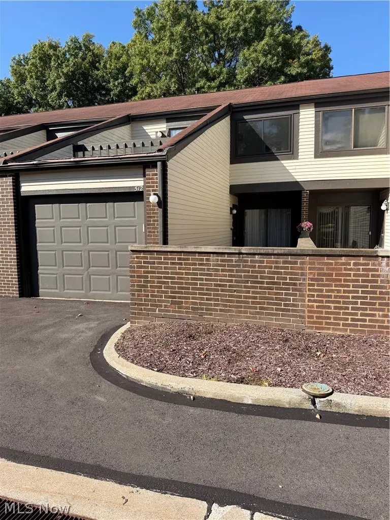 512 Turnberry Lane, Richmond Heights, OH 44143 - #1