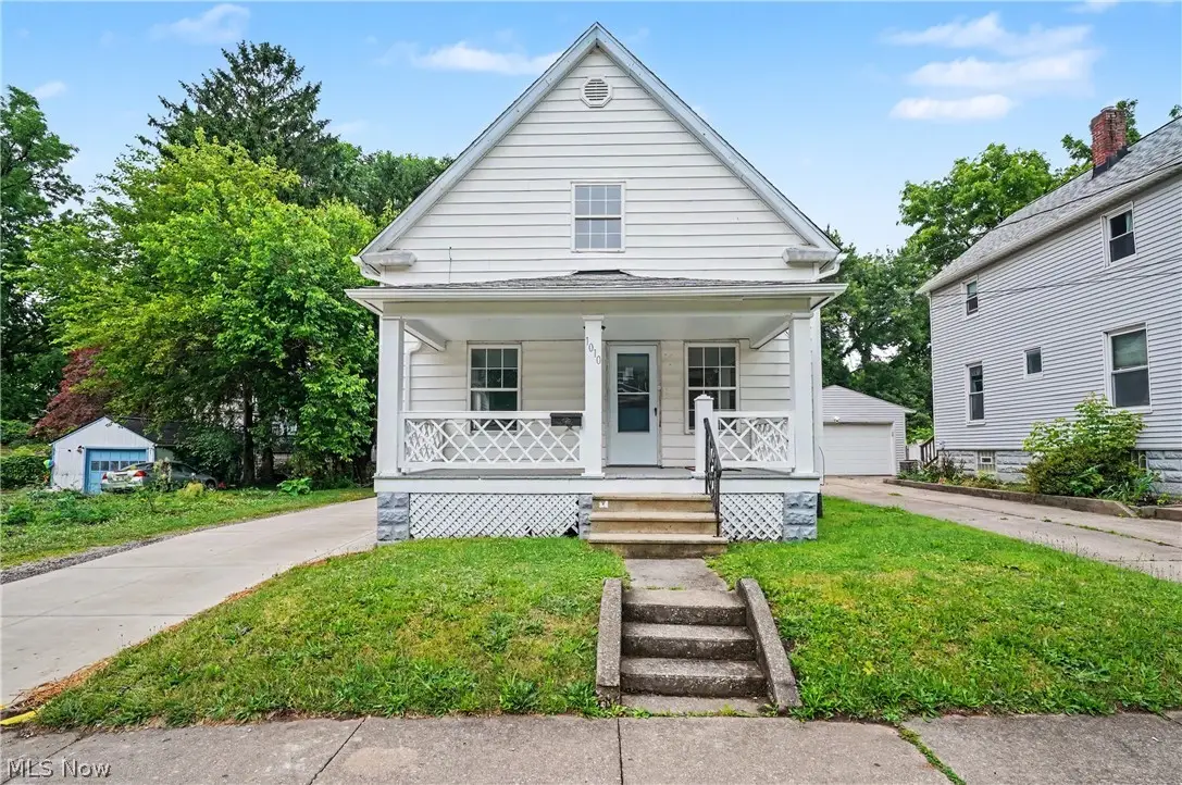 1010 Sawyer Avenue, Akron, OH 44310 - #1