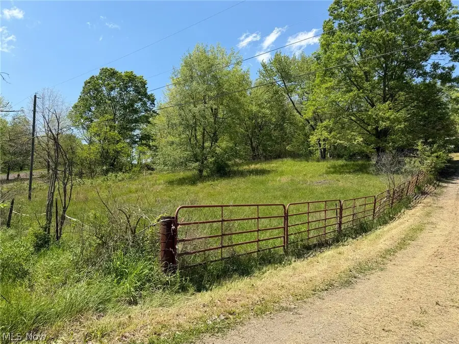 2167 Downing Sw Street, East Sparta, OH 44626 - #2