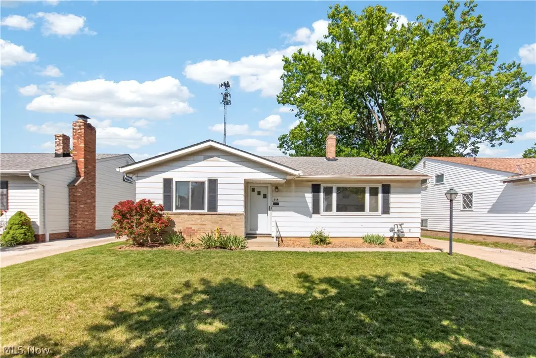 317 E 312th Street, Willowick, OH 44095 - #1