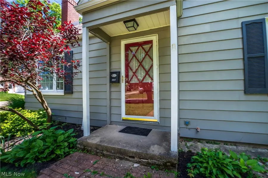 2267 15th Street, Cuyahoga Falls, OH 44223 - #3