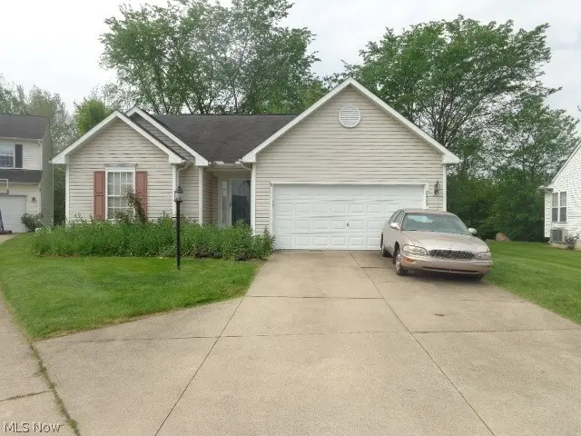 8489 Antlers Trail, North Ridgeville, OH 44039 - #1