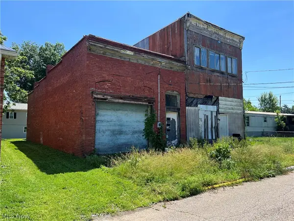 107 Main Street, Williamstown, WV 26187