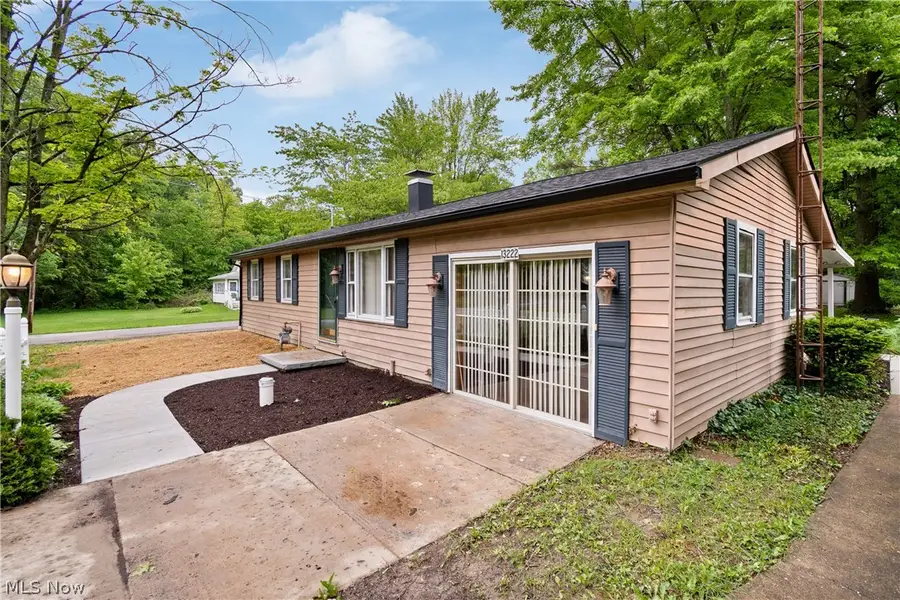 13222 Atwater Ne Avenue, Alliance, OH 44601 - #3