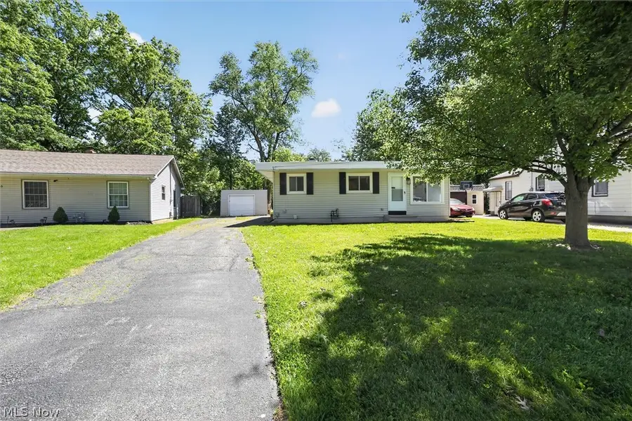 1239 E 332nd Street, Eastlake, OH 44095 - #3