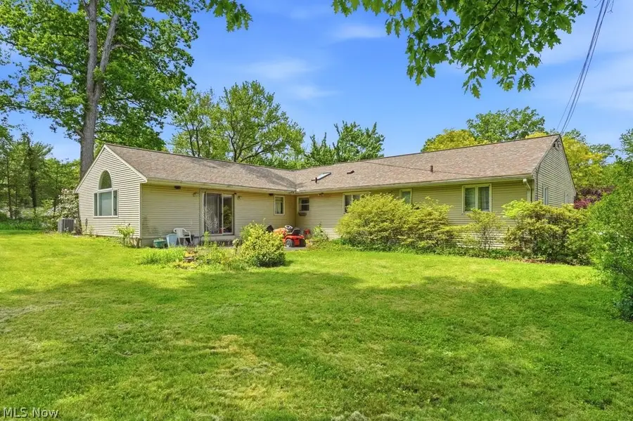 189 Pembroke Road, Akron, OH 44333 - #2