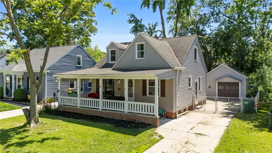 474 E 328th Street, Willowick, OH 44095 - #3