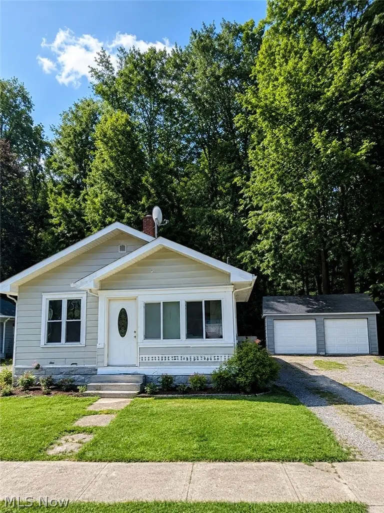 1111 Tremont Se Avenue, Massillon, OH 44646 - #1