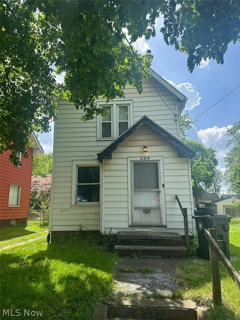 2314 Indiana Ne Way, Canton, OH 44705 - #1