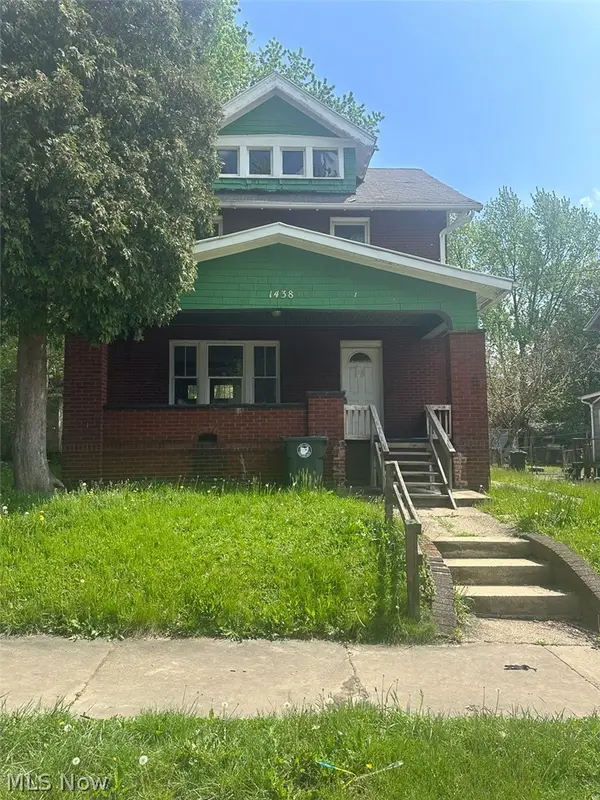 1438 Rowland Ne Avenue, Canton, OH 44705
