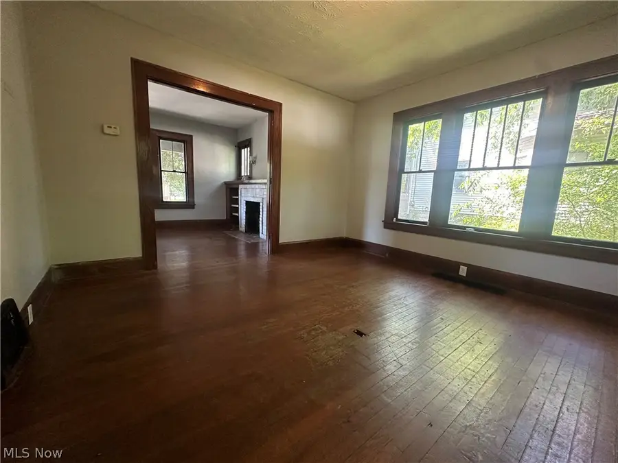 1438 Rowland Ne Avenue, Canton, OH 44705 - #2