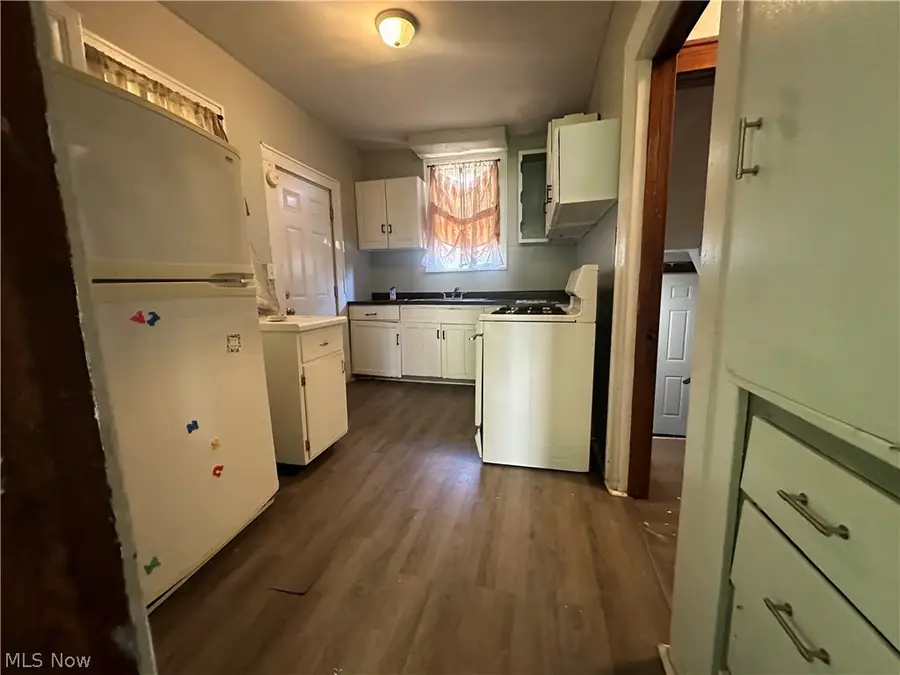 1438 Rowland Ne Avenue, Canton, OH 44705 - #3