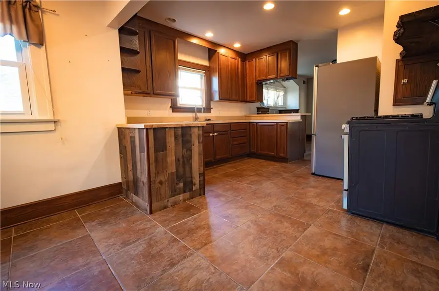 1564 Cascade, Youngstown, OH 44511 - #3