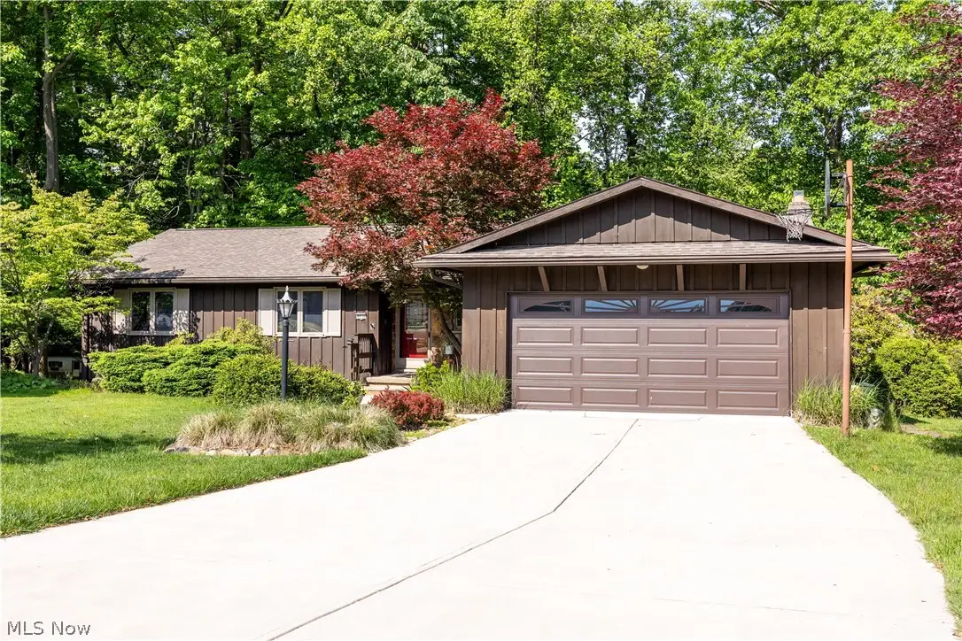 8636 Scarlet Oak Lane, Parma, OH 44130 - #1