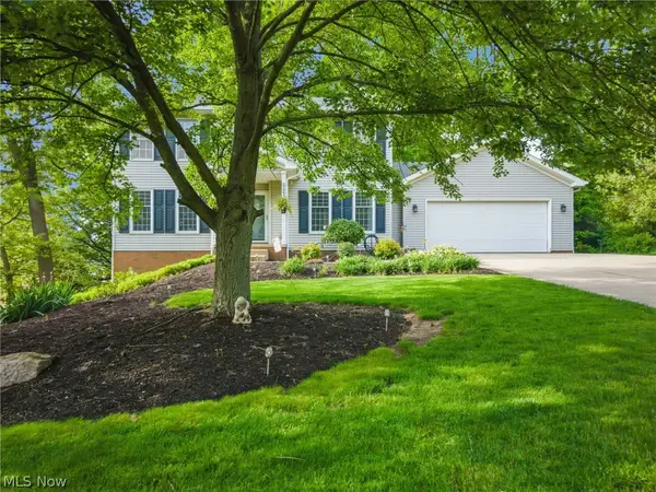 5265 Eastlake Nw Street, North Canton, OH 44720