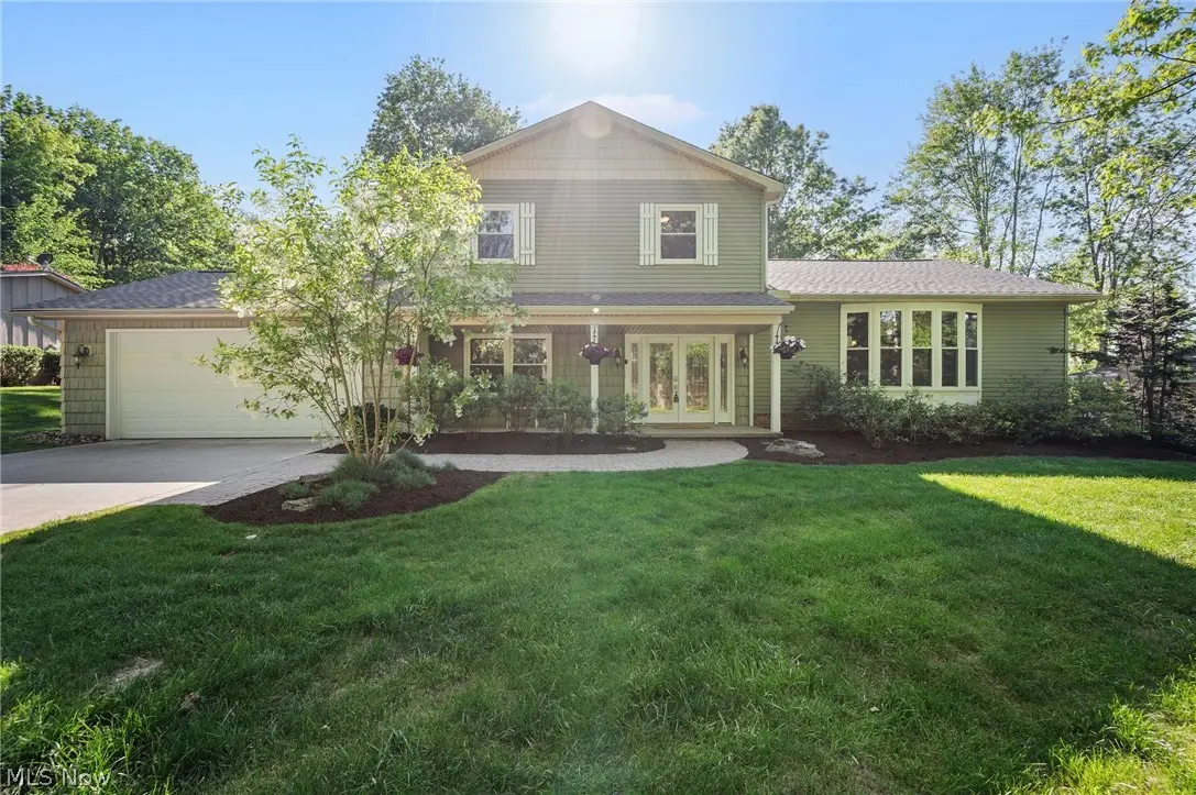 8662 Tanglewood Trail, Chagrin Falls, OH 44023 - #1