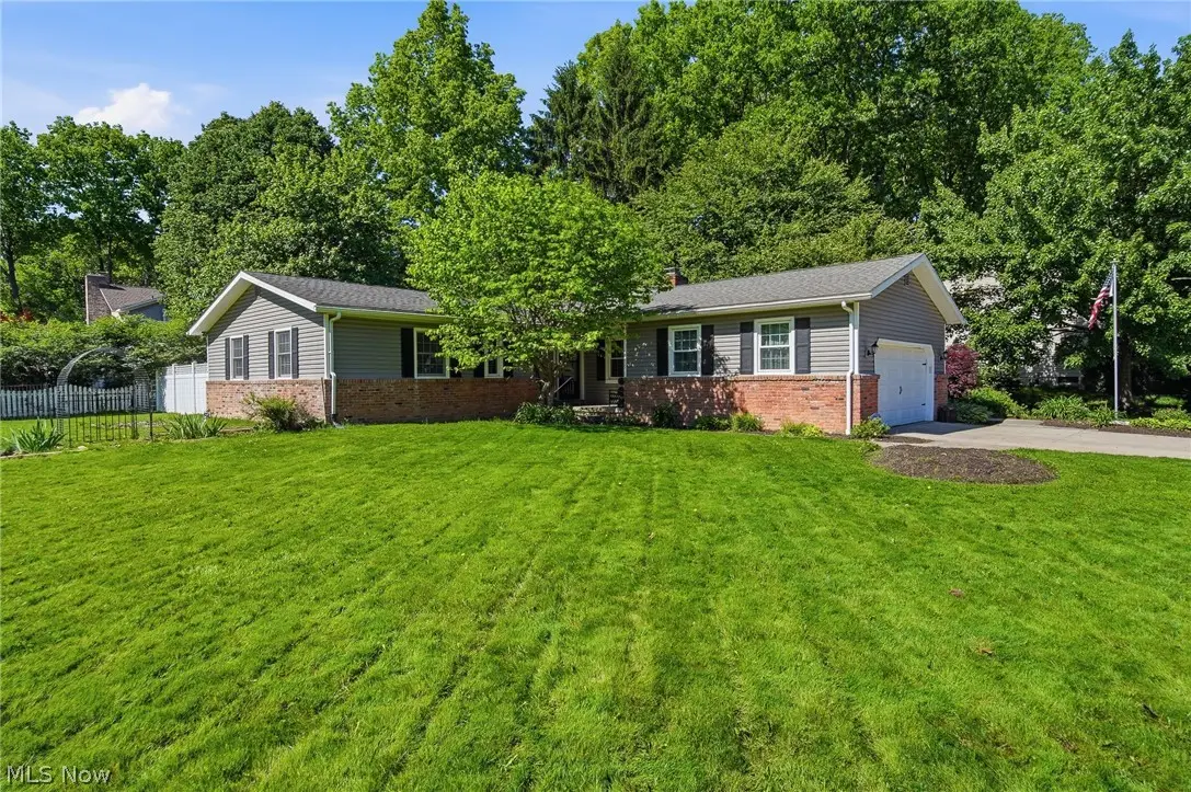 1484 Woodlake Boulevard, Stow, OH 44224 - #1