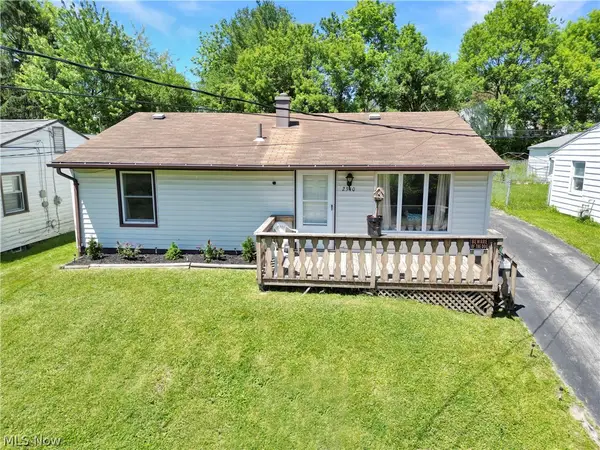 2340 Cherry Hill Avenue, Youngstown, OH 44509