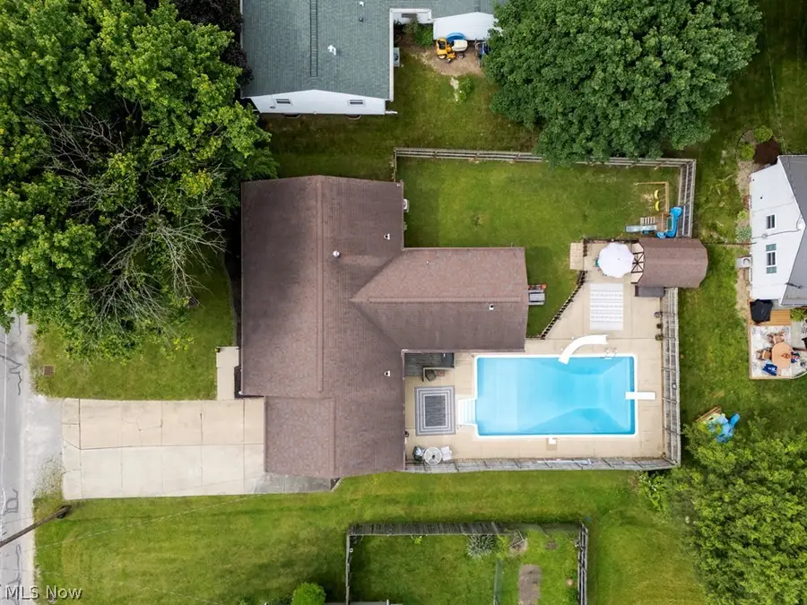 944 Edison Street, Ashland, OH 44805 - #3